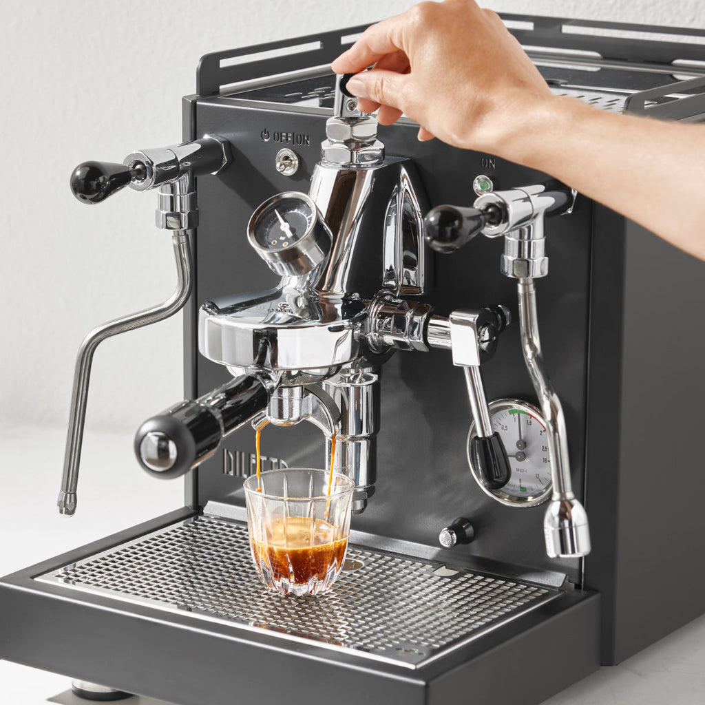 Diletta Alto Espresso Machine With Flow Control